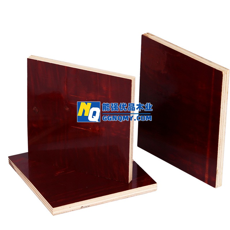 木板建筑模板專業(yè)廠家，平整細(xì)膩防撞抗沖擊，施工輕便可定制